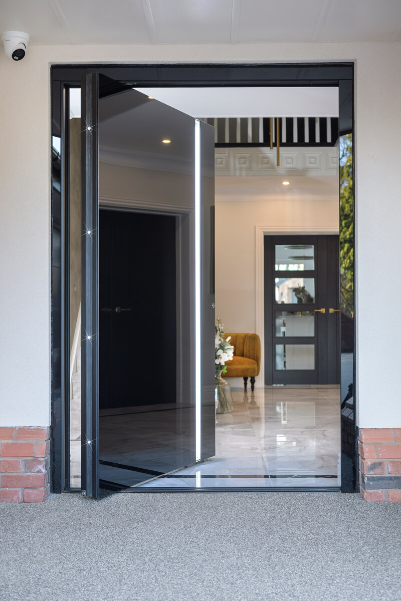 S-700 Spitfire door installerSurrey
